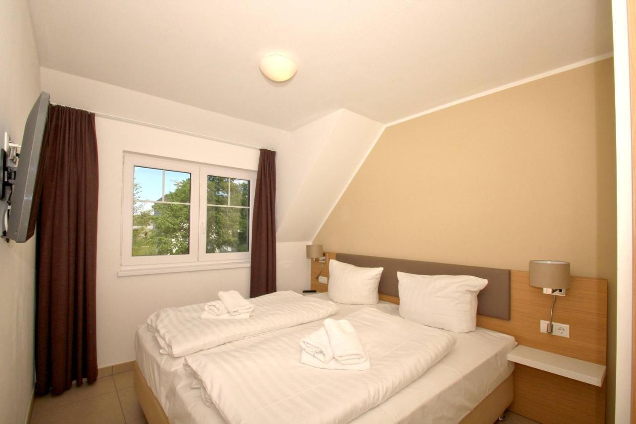 Strandnahe Fewo Rex Rugia: Balkon & Ahoi Erlebnisbad Lobbe Room photo
